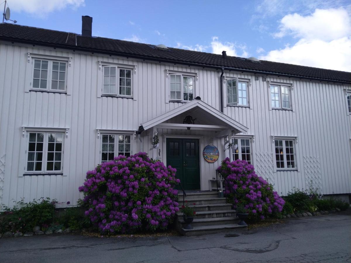 Grong Gard Guesthouse Luaran gambar
